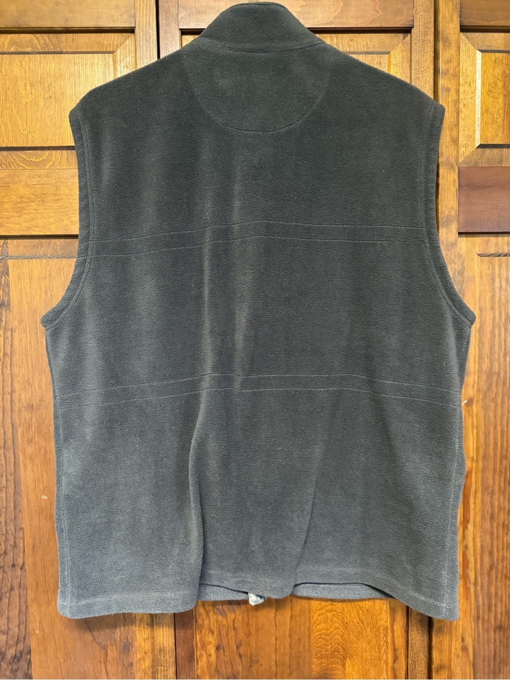 Columbia gray Fleece Vest with Subtle Camouflage Trim - Picture 5 of 5